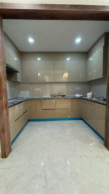 Kitchen in 3 BHK Builder Floor at Palm Residency Chhatarpur, Chattarpur – for Rent
