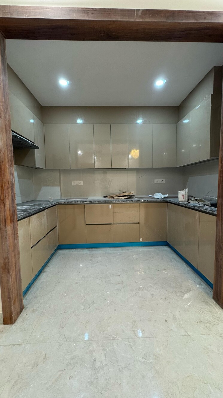 Kitchen, palm-residency-chhatarpur 3 Bedroom 1500 Sq.Ft. Builder Floor In Chattarpur Delhi 9072719