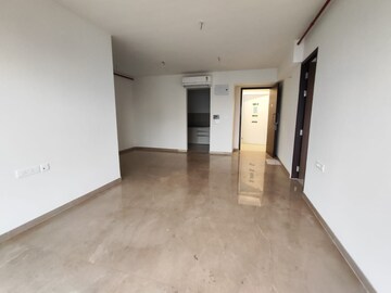 Room in 2 BHK Apartment at Indiabulls One Indiabulls, Pokhran Road No Two – for Rent