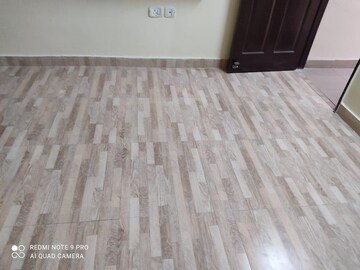  Shop For Rent in Panchsheel Wellington, Dundahera