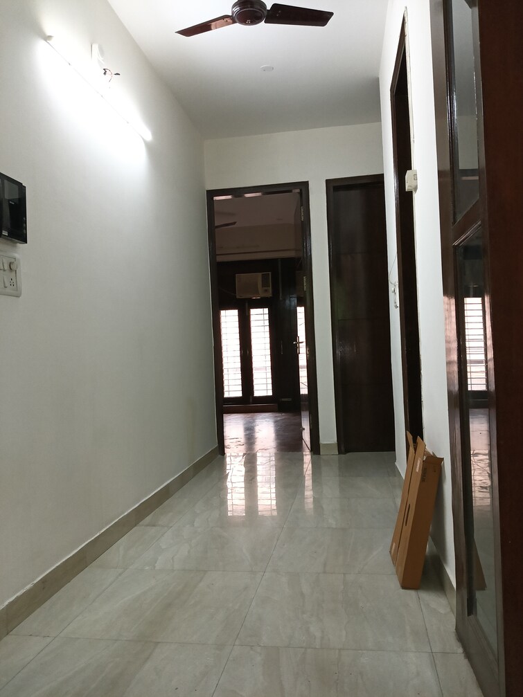 Cover Image, east of kailash 2 Bedroom 1000 Sq.Ft. Builder Floor In East Of Kailash Delhi 9072723