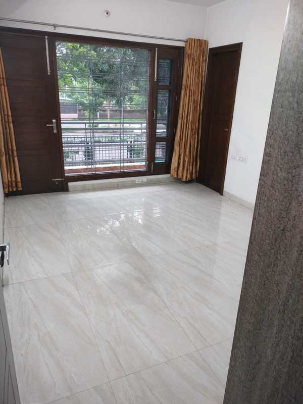 3 BHK + Pooja Room Apartment For Rent in 10 Marla House 
