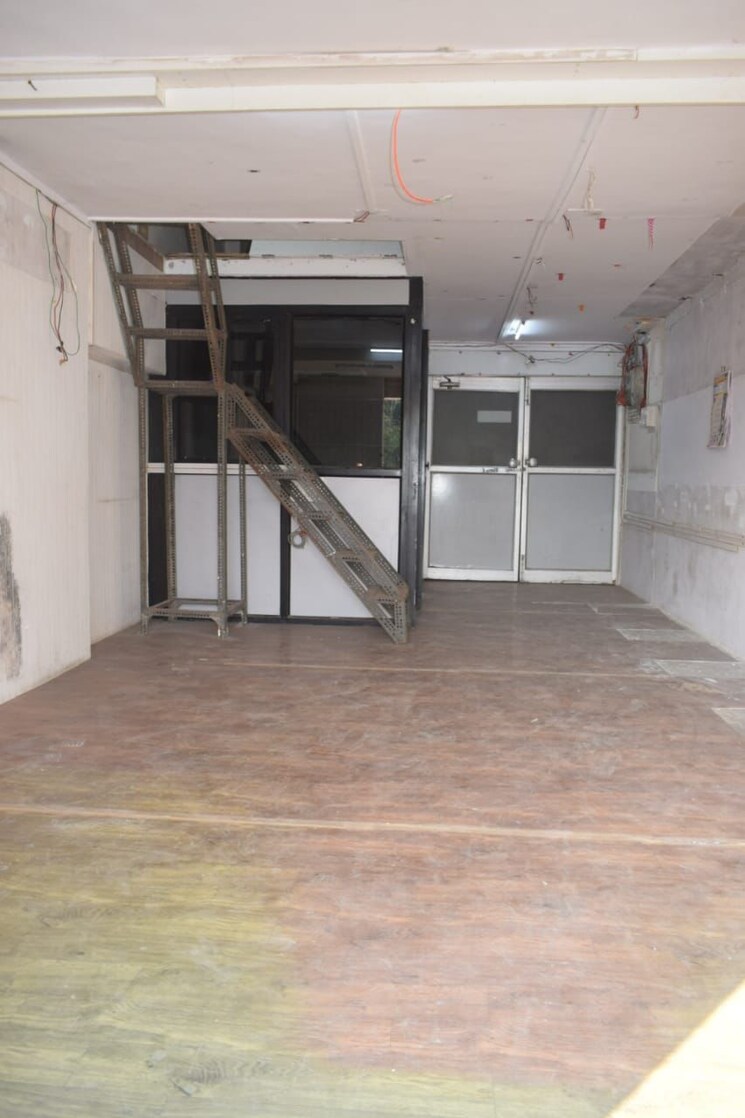 undefined, jogani-industrial-complex Commercial Office Space 280 Sq.Ft. In Sion Mumbai 9072770