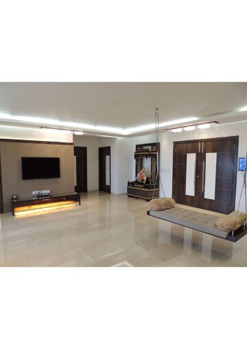 Living Room in 4 BHK Apartment at Palm Paradise, Sanpada – for Sale