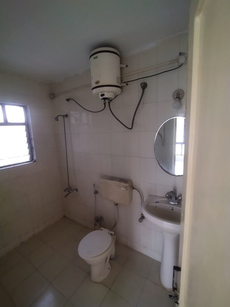 Bathroom, mayfair-eleganza-phase-ii 2 Bedroom 1000 Sq.Ft. Apartment In Kondhwa Pune 8696045