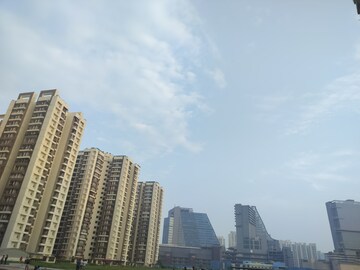 2 BHK Apartment – Exterior View View at Amrapali Golf Homes, Sector 4 Greater Noida - for Sale