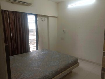 Room in 2 BHK Apartment at Prathamesh Krupa Kedar Darshan, Andheri West – for Rent
