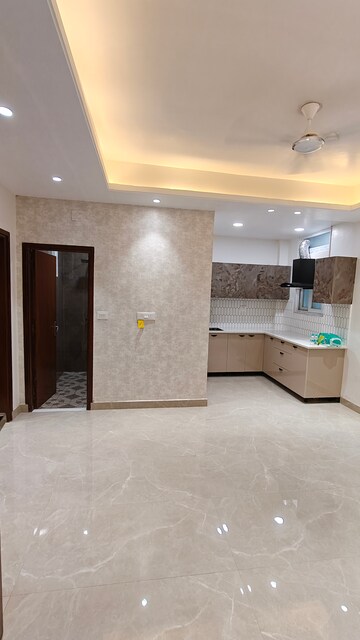 Kitchen in 2 BHK Builder Floor at Malviya Nagar – for Rent