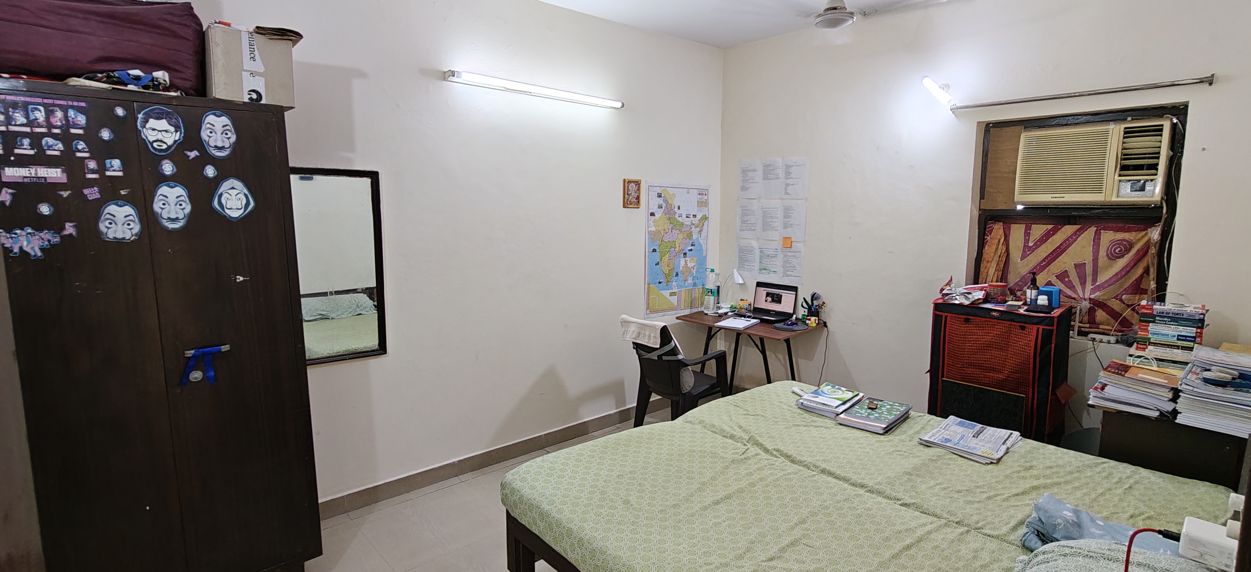 1 RkPenthouse For Rent in H-Block Malviya Nagar Soc