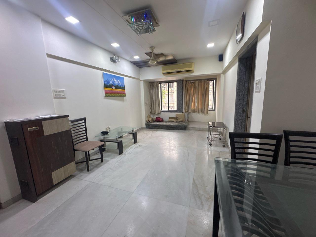 2 BHK + Servant Room Apartment For Rent in Lokhandwala Complex
