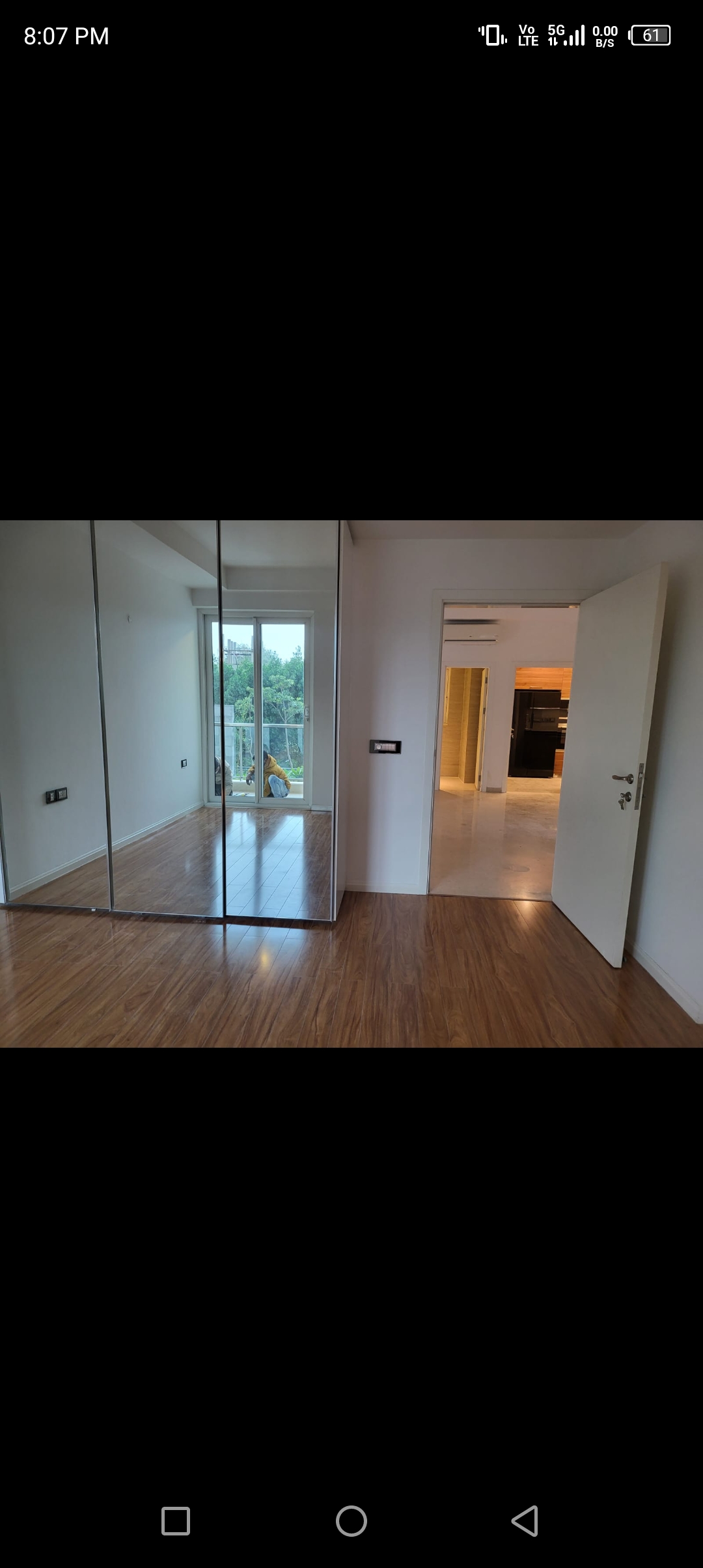 3.5 BHK + Pooja Room Apartment For Rent in DLF The Crest Phase II