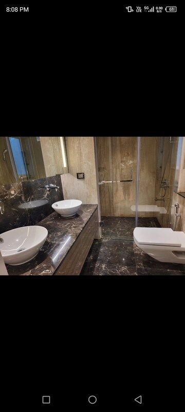 Team Area in 3.5 BHK Apartment at DLF The Crest Phase II, Sector 54 – for Rent