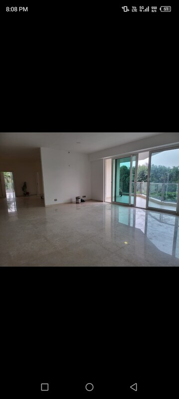 Room in 3.5 BHK Apartment at DLF The Crest Phase II, Sector 54 – for Rent