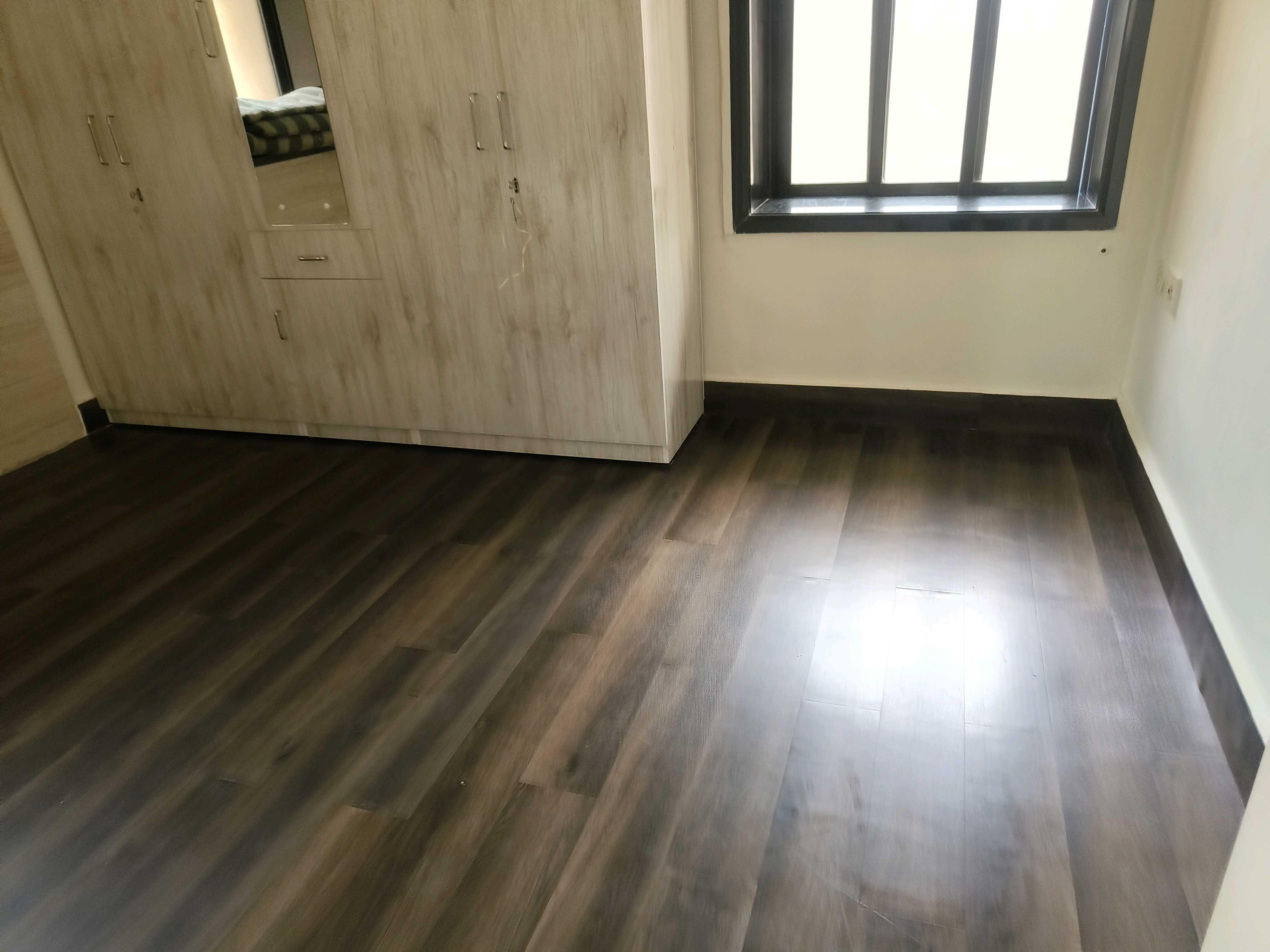 2 BHK + Servant Room Apartment For Rent in Juhu Darshan CHS