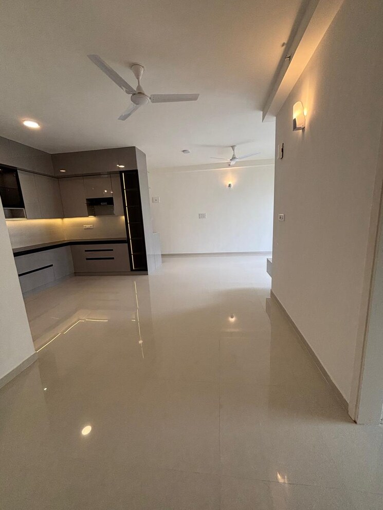 Kitchen, rohan-upavan 2 Bedroom 1131 Sq.Ft. Apartment In Hennur Bangalore 9072862