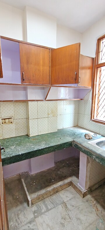 Kitchen in 1 BHK Builder Floor at Malviya Nagar – for Rent