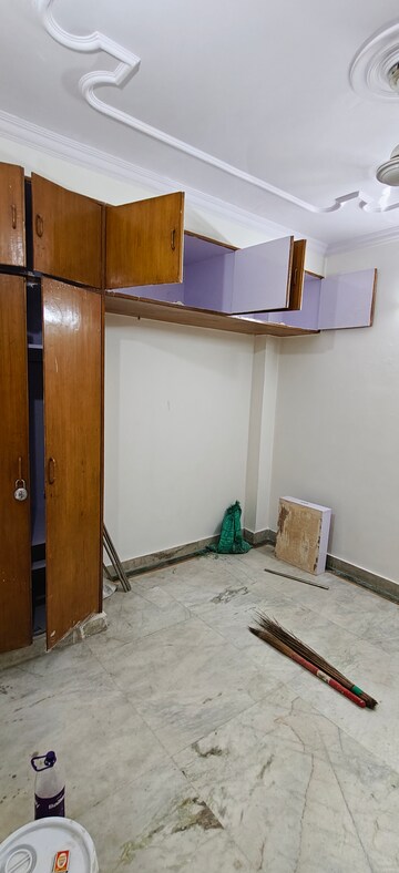 Room in 1 BHK Builder Floor at Malviya Nagar – for Rent