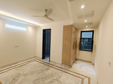 Room in 2 BHK Builder Floor at Malviya Nagar – for Rent