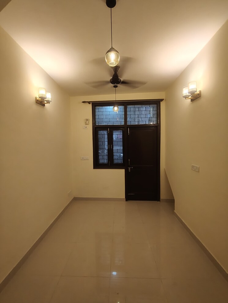 Room, malviya nagar 1 Bedroom 700 Sq.Ft. Builder Floor In Malviya Nagar Delhi 9072931