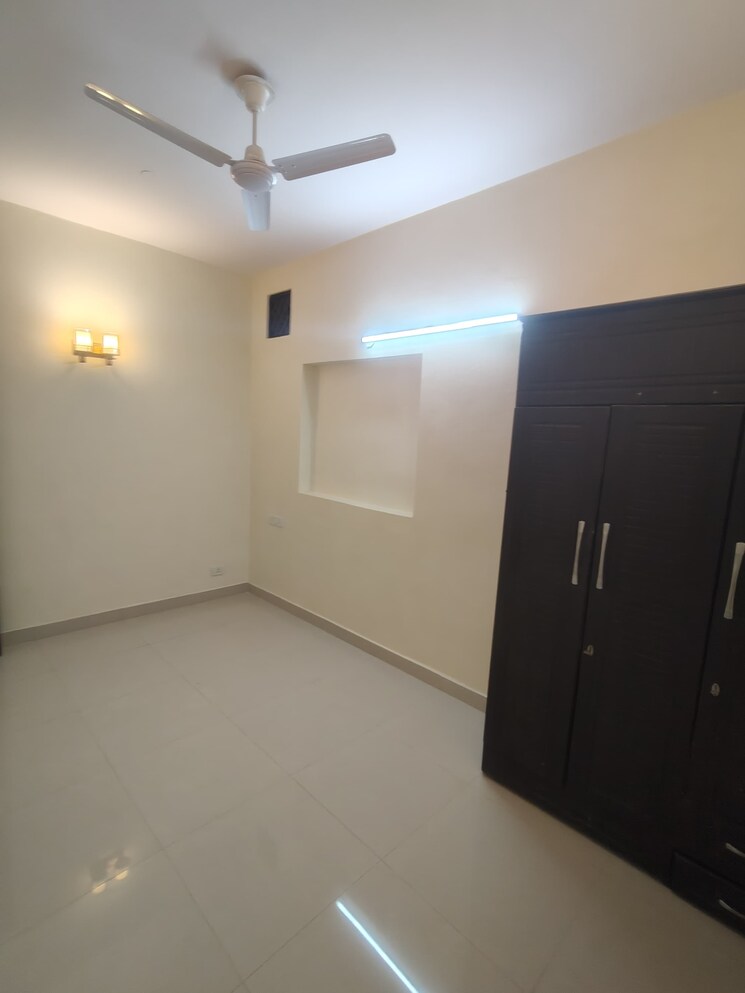 Room, malviya nagar 1 Bedroom 700 Sq.Ft. Builder Floor In Malviya Nagar Delhi 9072931