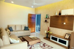 3 BHK Apartment For Sale in Parlashray Apartment, Western Express Highway