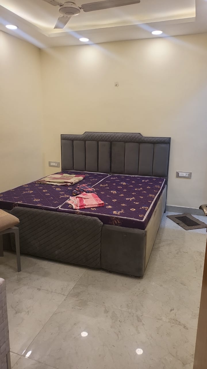 3 BHK + Extra Room Independent House For Rent in Old Rajinder Nagar