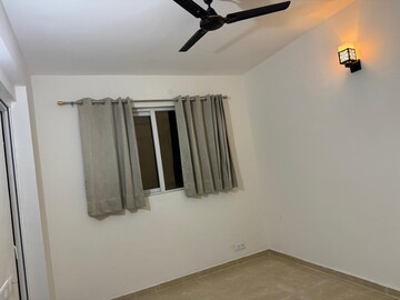 Room in 3 BHK Builder Floor at Signature Global Park, Sohna Sector 36 – for Rent