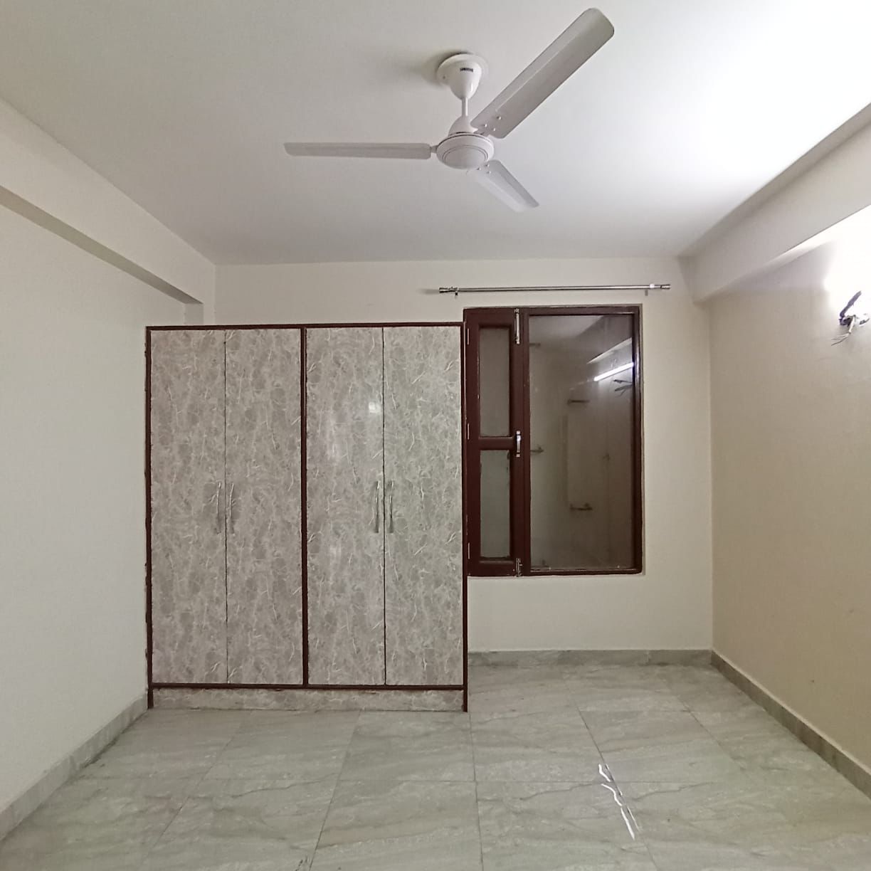 2 BHK Apartment For Rent in Unitech Uniworld Gardens 2