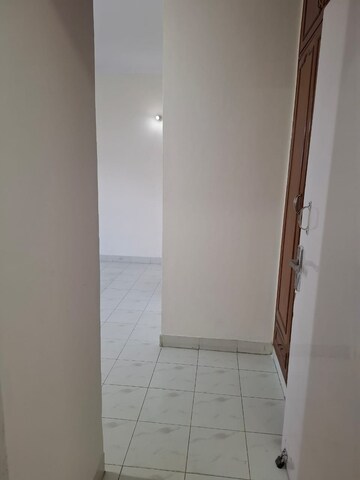 Bathroom in 3 BHK Apartment at Ansal Sushant Estate, Sector 52 – for Rent