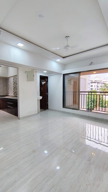 Room in 2 BHK Apartment at Marathon Next Gen Era, Lower Parel – for Sale