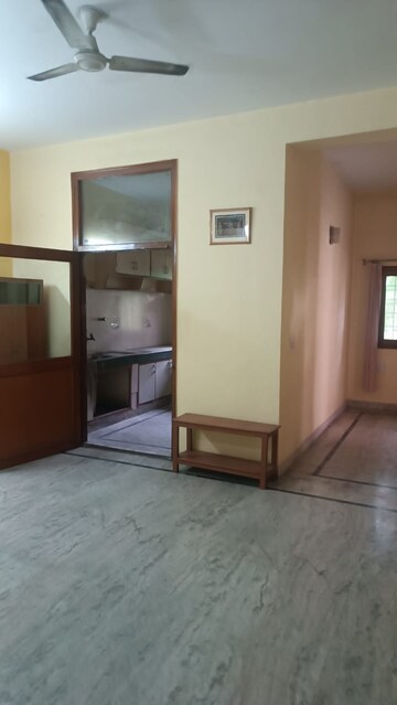 Room in 4 BHK Apartment at 3C Lotus Boulevard, Sector 100 – for Rent