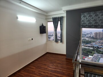 Room in 4 BHK Apartment at Bhartiya Nikoo Homes, Thanisandra Main Road – for Rent