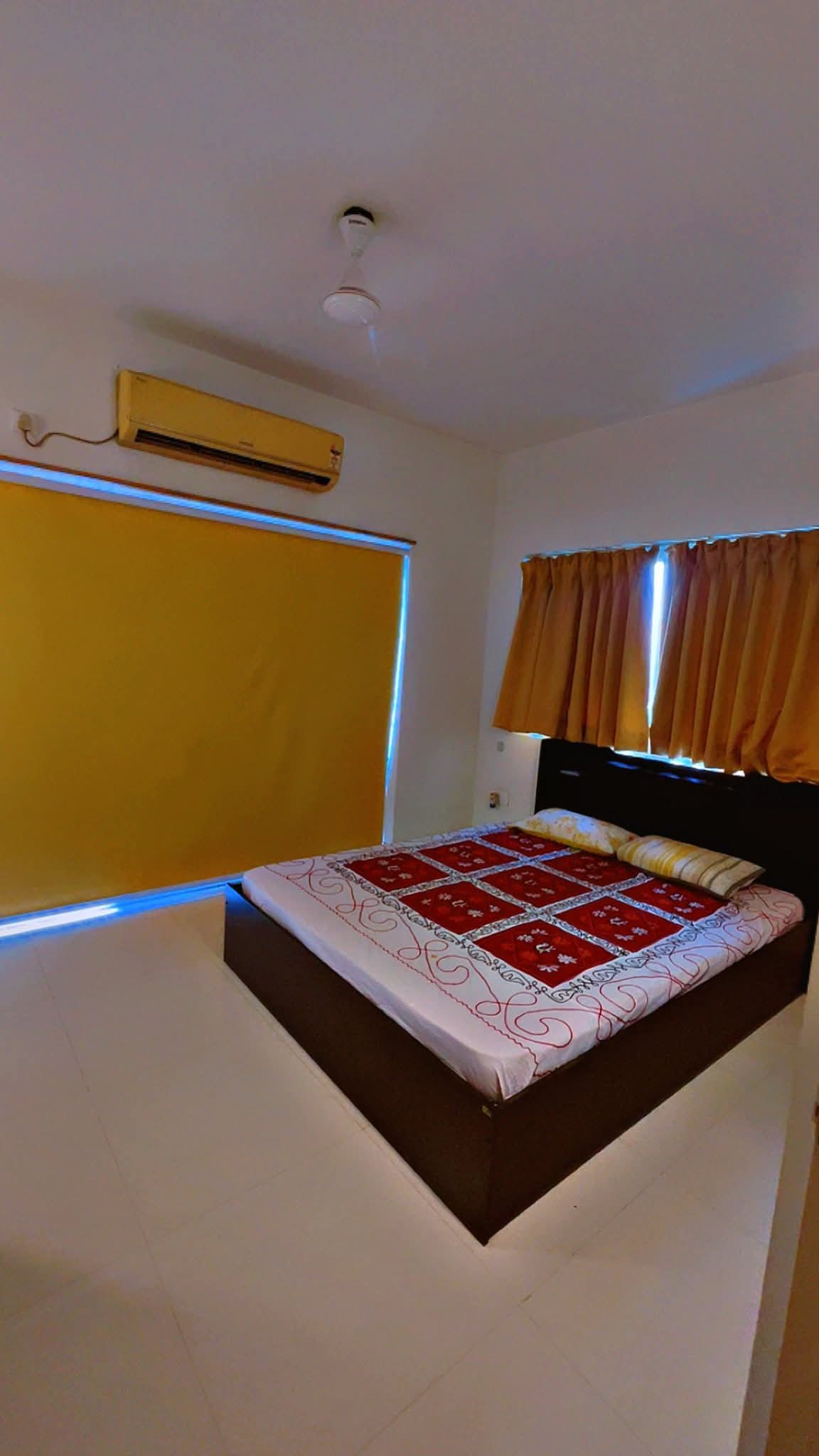 2 BHK + Servant Room 1090 Sq.Ft. Apartment in New Town Tower