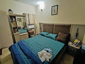 Bedroom in 2.5 BHK Builder Floor at Sheikh Sarai – for Sale