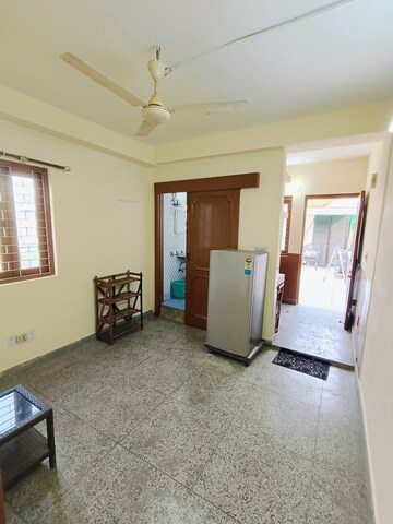 Room in 1 BHK Builder Floor at Malviya Nagar – for Rent
