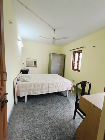 Bedroom in 1 BHK Builder Floor at Malviya Nagar – for Rent