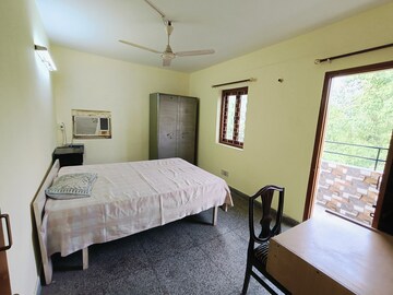 1 BHK Builder Floor For Rent in Malviya Nagar