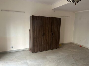 Room in 2 BHK Builder Floor at Sector 23a – for Rent