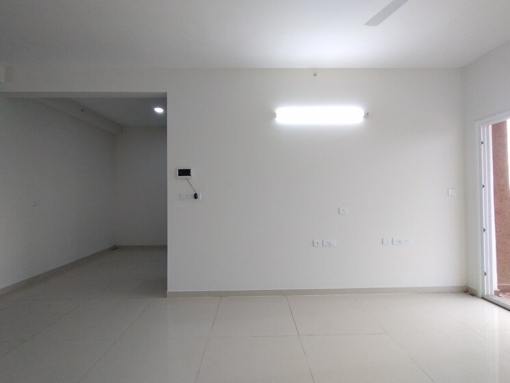 Room, l-t-raintree-boulevard 3 Bedroom 1935 Sq.Ft. Apartment In Hebbal Bangalore 9073076