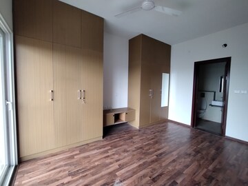Room in 3 BHK Apartment at L&T Raintree Boulevard, Hebbal – for Rent