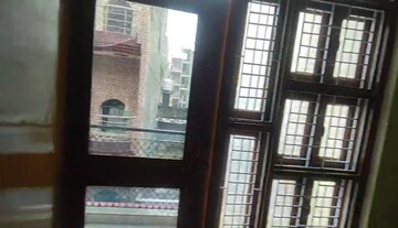 2 BHK Builder Floor For Rent in New Ashok Nagar