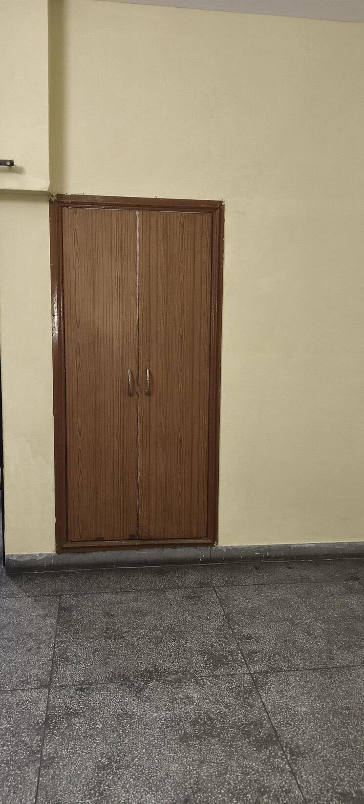 Room, arawali-apartments 1 Bedroom 600 Sq.Ft. Apartment In Sector 52 Noida 9073095