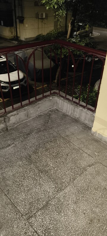 Balcony in 1 BHK Apartment at Arawali Apartments, Sector 52 – for Rent