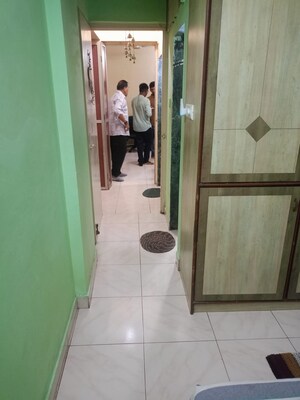 Bathroom in 1 BHK Apartment at Mulund East – for Sale