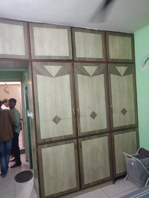 Furnished Amenities in 1 BHK Apartment at Mulund East – for Sale