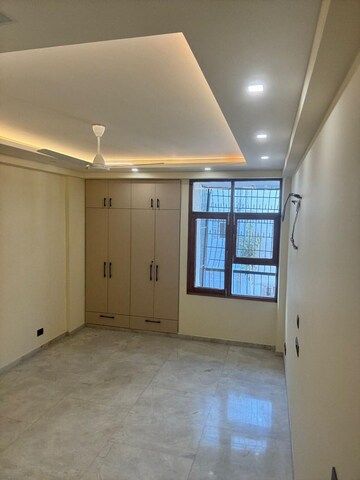 Room in 3 BHK Builder Floor at Greater Kailash I – for Sale
