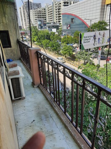 Balcony in 4 BHK Apartment at Vasundhara Sector 4 – for Rent