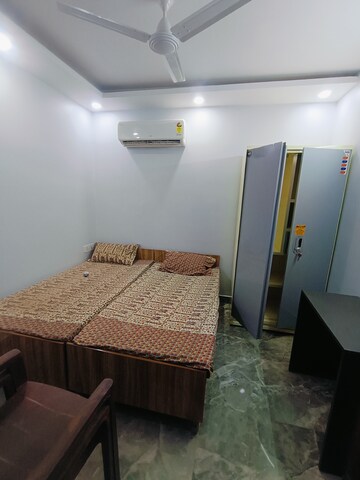 Bedroom in 1 RK Builder Floor at Gautam Nagar – for Rent