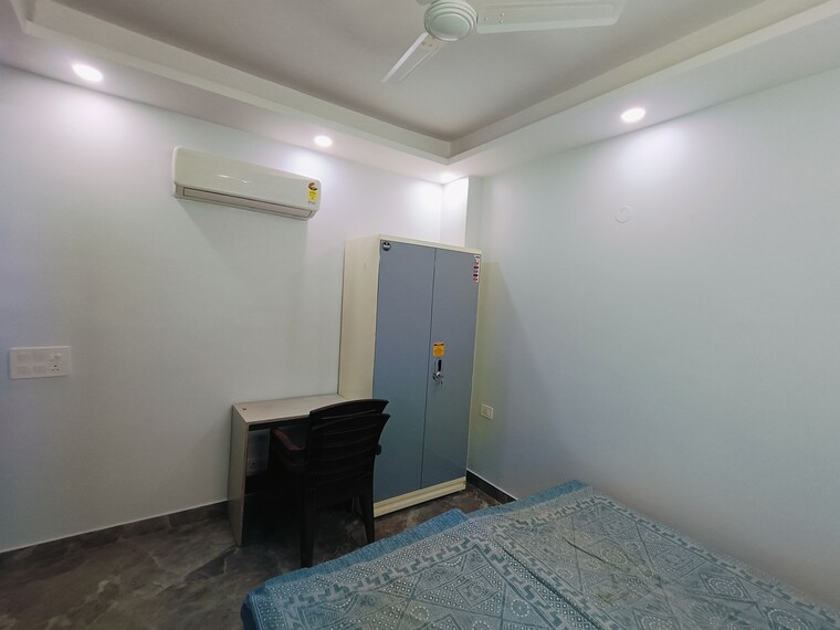 Bedroom, gautam nagar 1 RK 400 Sq.Ft. Builder Floor In Gautam Nagar Delhi 9073114