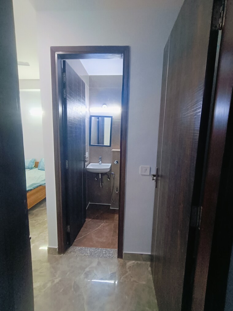 undefined, gautam nagar 1 RK 400 Sq.Ft. Builder Floor In Gautam Nagar Delhi 9073114